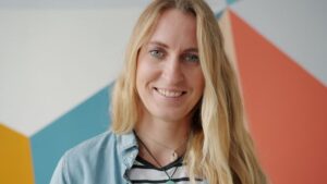 Marijke Groenewoud is niet meer te negeren: waarom haar doorbraak zo belangrijk is voor Nederland