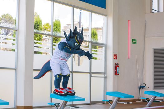 Mascotte olympische spelen 2026 Tina als witte hermelijn in winterse illustratiestijl